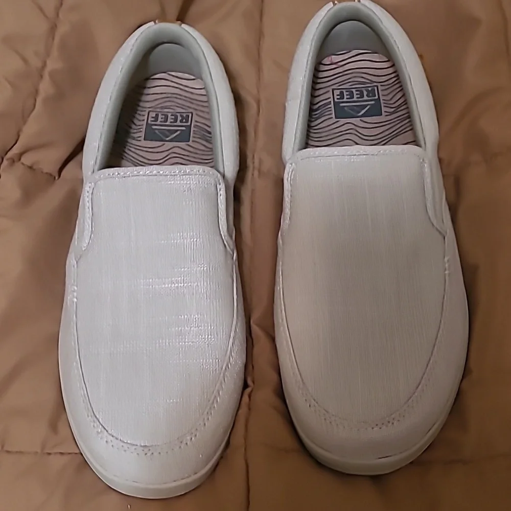 Reef Shoes - Picture 1 of 5